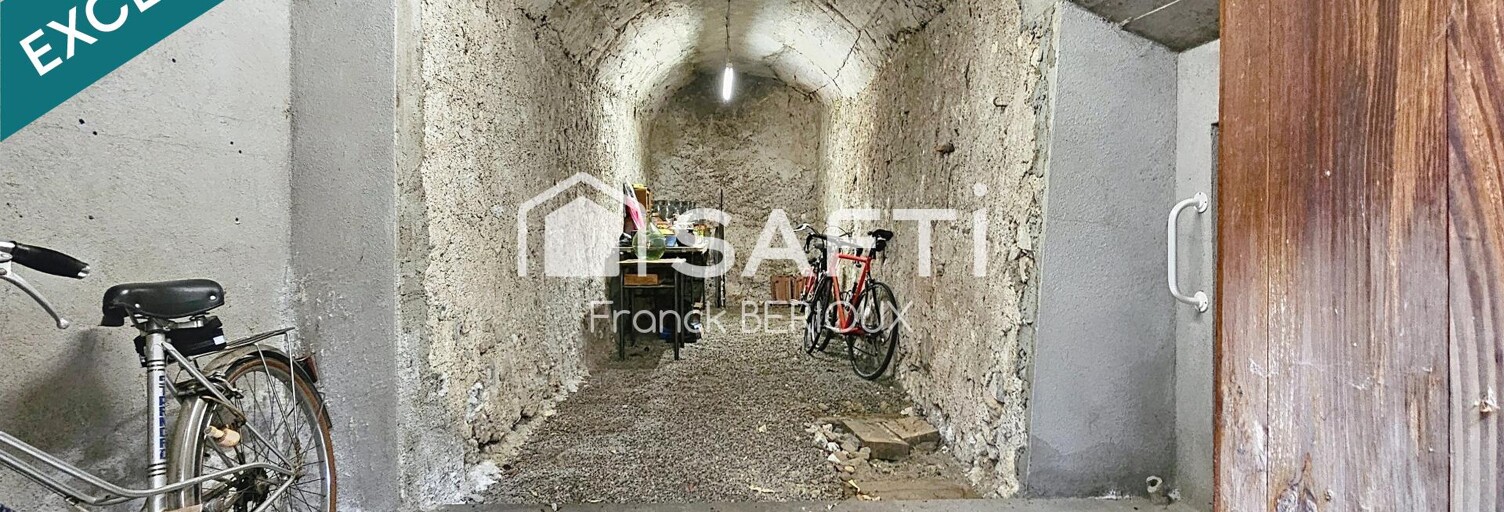 Maison 5 Pièces 101 m² à vendre à Les Martres-de-Veyre (63730)