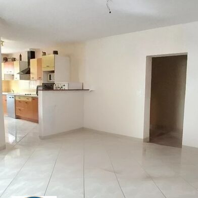 Appartement 3 pièces 90000 €