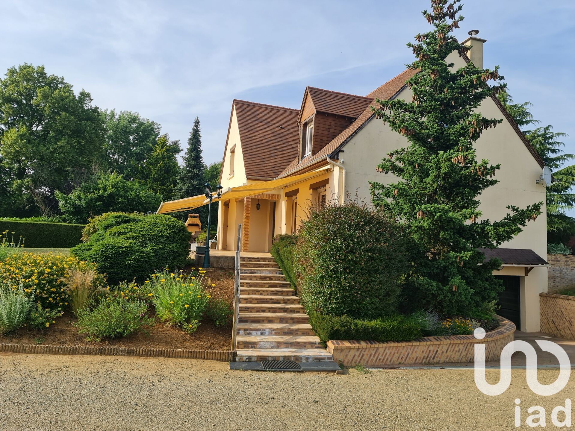 Savigne-L-Eveque - 144m² - 6p.