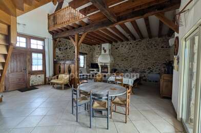 Maison 8 pièces 464100 €