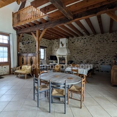 Maison 8 pièces 464100 €