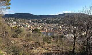 Terrain  1245 m² à vendre à Apt (84400)