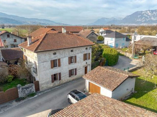 Pontcharra (38)- Villard Benoit - Maison T7 ( 4 Chambres) — photo du bien