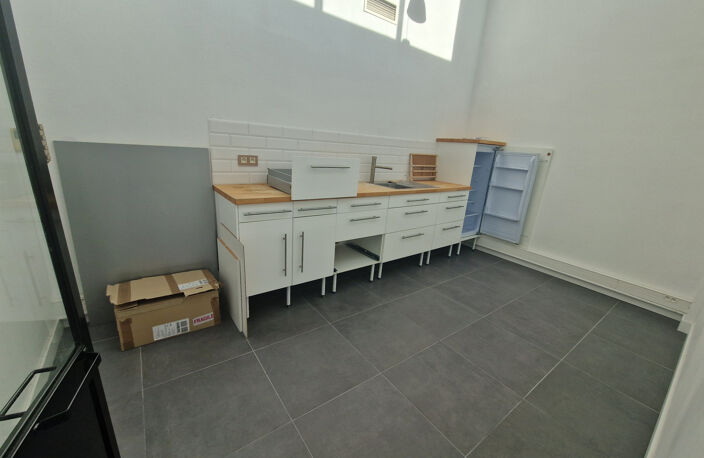 AUTERIVE-Local commercial 150 m2 — photo 5