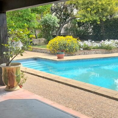 Maison 10 pièces 910000 €