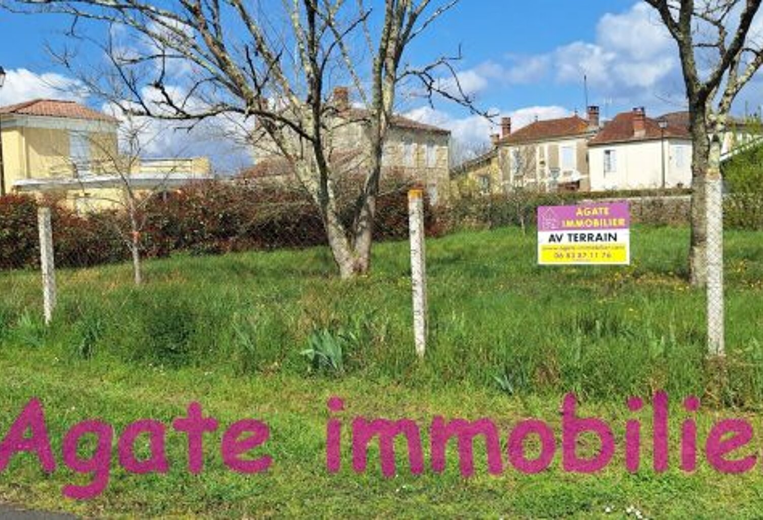 TERRAIN CONSTRUCTIBLE  A VILLANDRAUT — photo 1