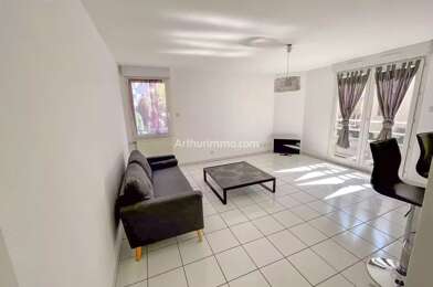 Appartement 3 pièces 900 €