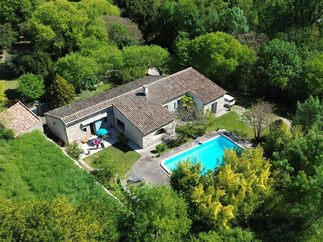 ANCIENNE BERGERIE 160M2 SUR UN TERRAIN DE 1300M2 — photo du bien