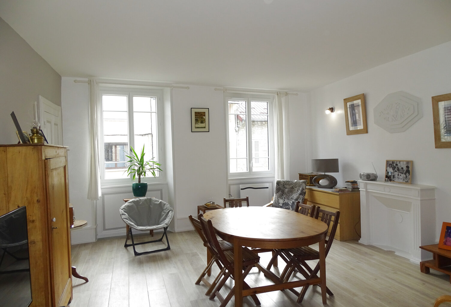 Appartement T4 rénové avec terrasse couverte. — photo 1