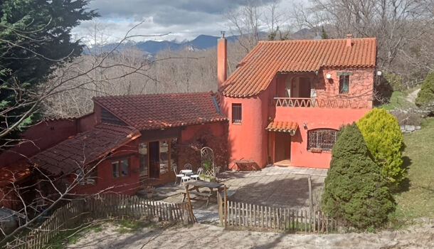 Villa / Maison 9 pièces  à vendre Saint-Laurent-de-Cerdans 66260