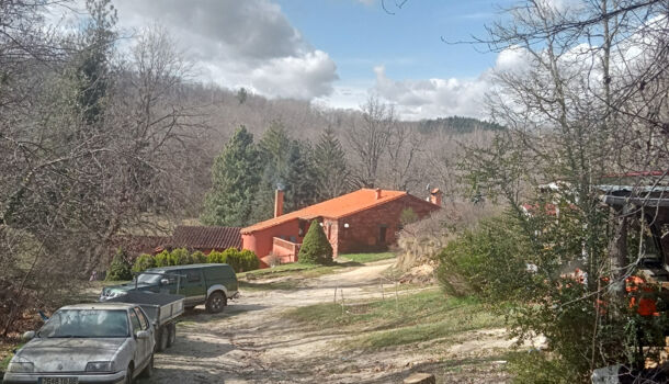 Villa / Maison 9 pièces  à vendre Saint-Laurent-de-Cerdans 66260