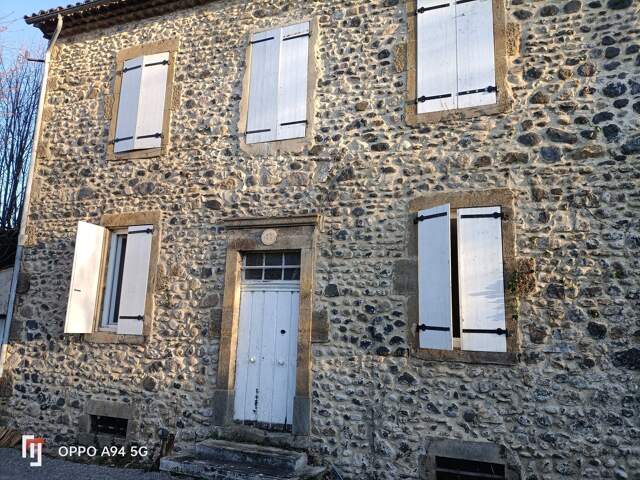 Belle maison en pierre avec encadrements style Bastide . — photo du bien