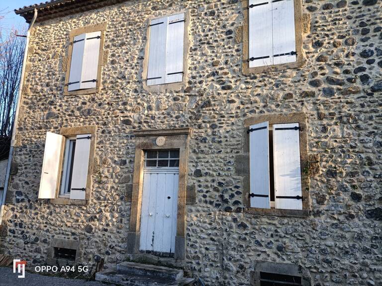 Belle maison en pierre avec encadrements style Bastide . — photo 1