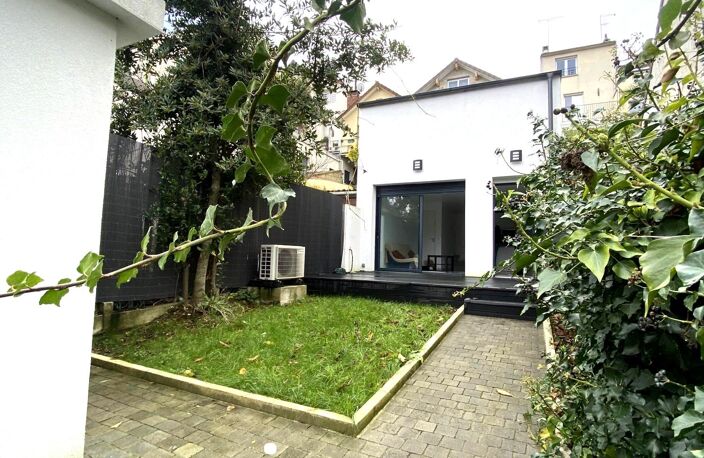 MAISON MODERNE SUR BORD DE MARNE — photo 5