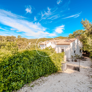 Maison 4 pièces 699000 €