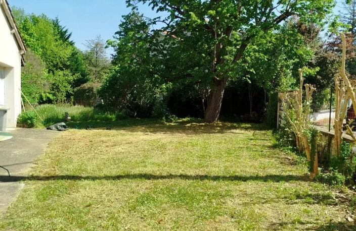 EXCLUSIVITÉ - MAISON DE VILLE À RÉNOVER — photo 3