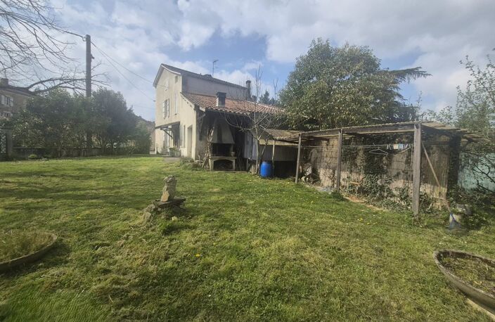 EXCLUSIVITÉ - MAISON DE VILLE À RÉNOVER — photo 5