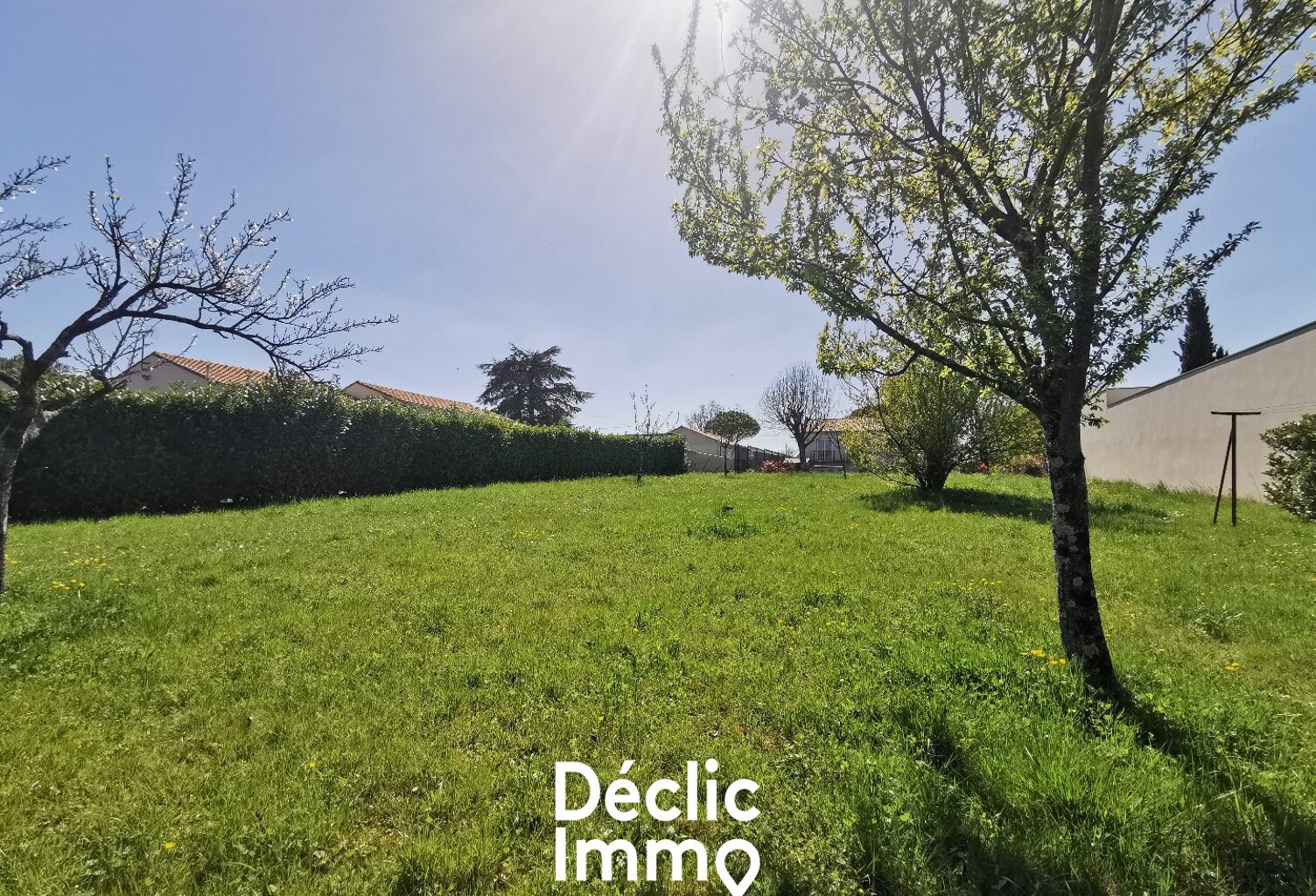 Grand terrain dans un secteur recherché — photo 1