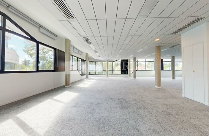 BUREAUX à LOUER — photo 5