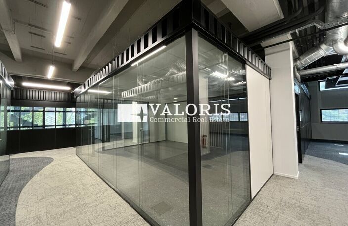 BUREAUX à LOUER — photo 2