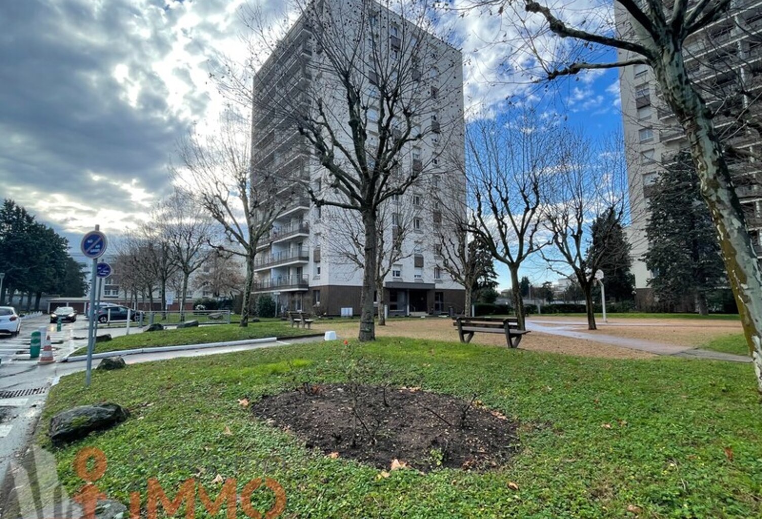 T5 — photo 1