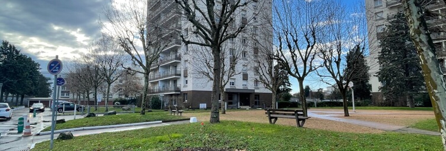 Appartement 5 Pièces 90 m² à vendre à Vénissieux (69200)