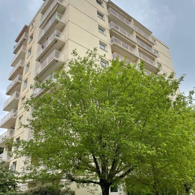 Appartement 3 pièces 900 €