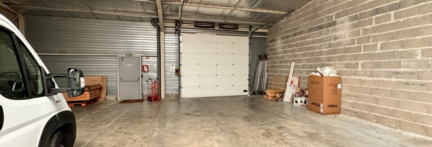 Commerce  310 m² à louer à Chargé (37530)