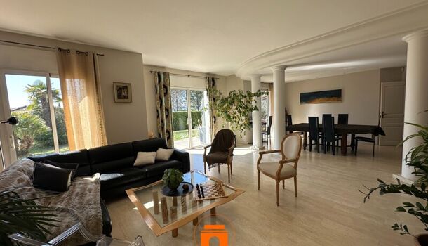 Villa / Maison 8 pièces  à vendre Montélimar 26200