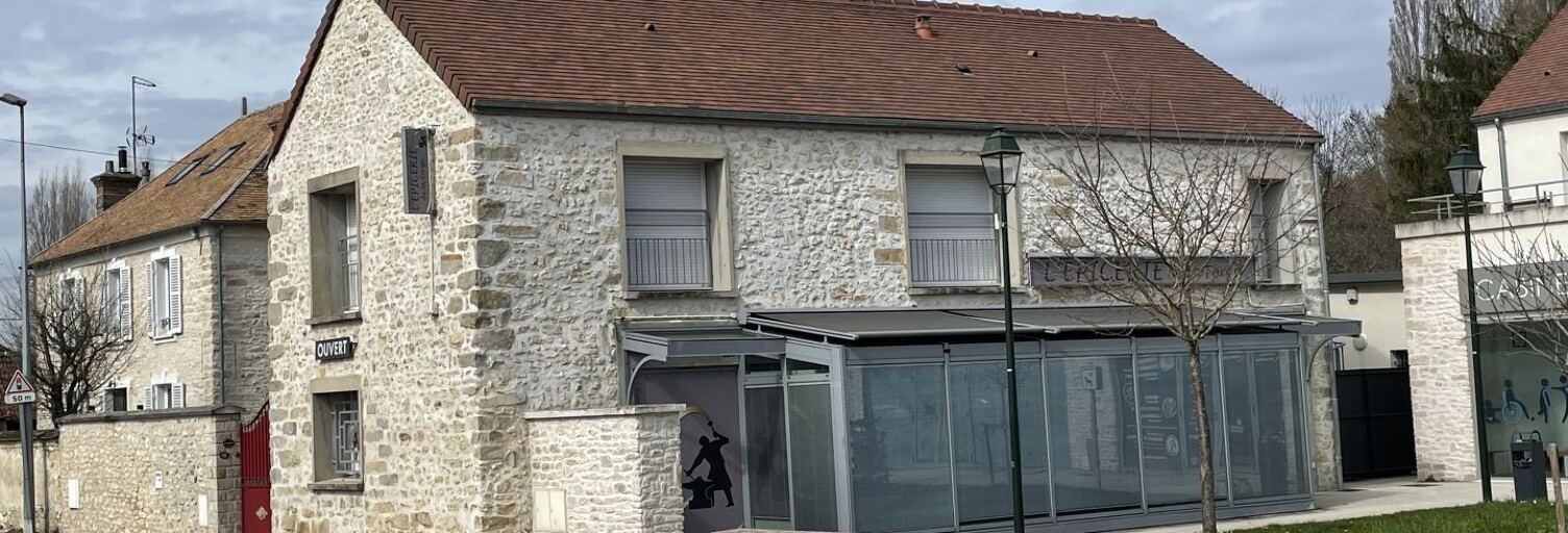 Commerce  160 m² à vendre à Cély (77930)