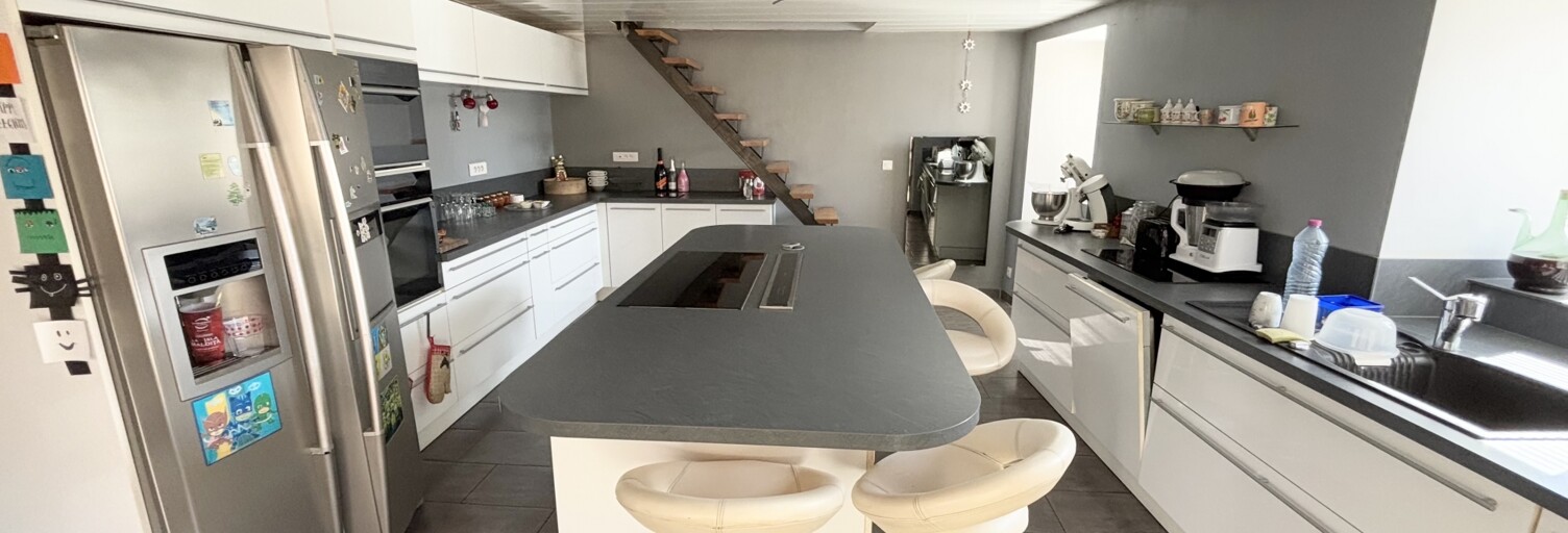 Maison 5 Pièces 114 m² à vendre à Labastide-sur-Bésorgues (07600)