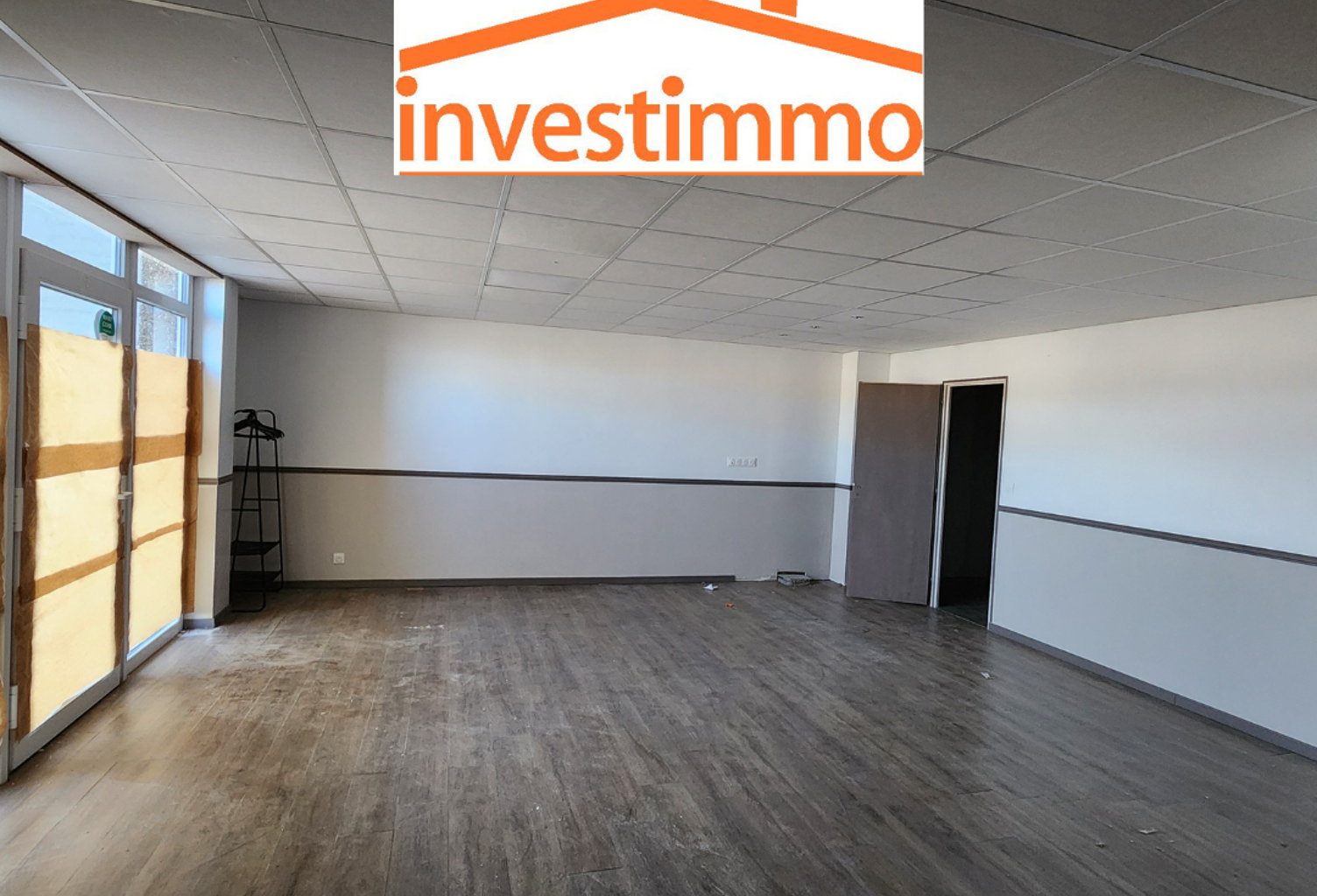 Local commercial 432m2 SAINT MARTIN BOULOGNE — photo 1
