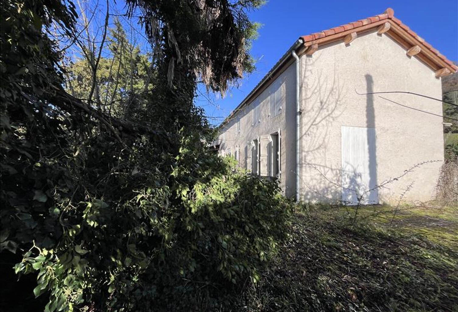 Maison en pierre de 8 pièces principales — photo 1