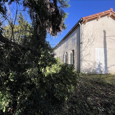 Maison 8 pièces 100000 €