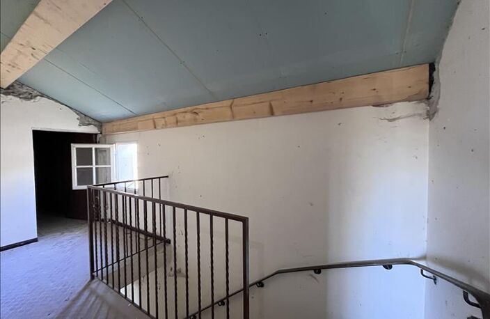 Maison en pierre de 8 pièces principales — photo 4