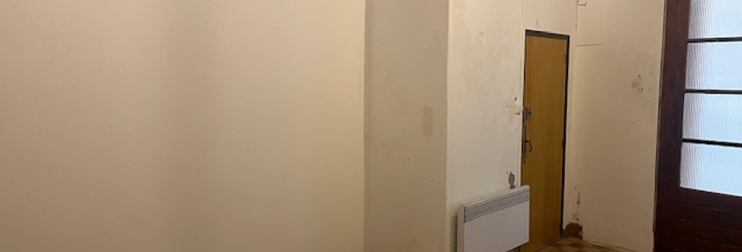 Commerce  23 m² à louer à Sommières (30250)
