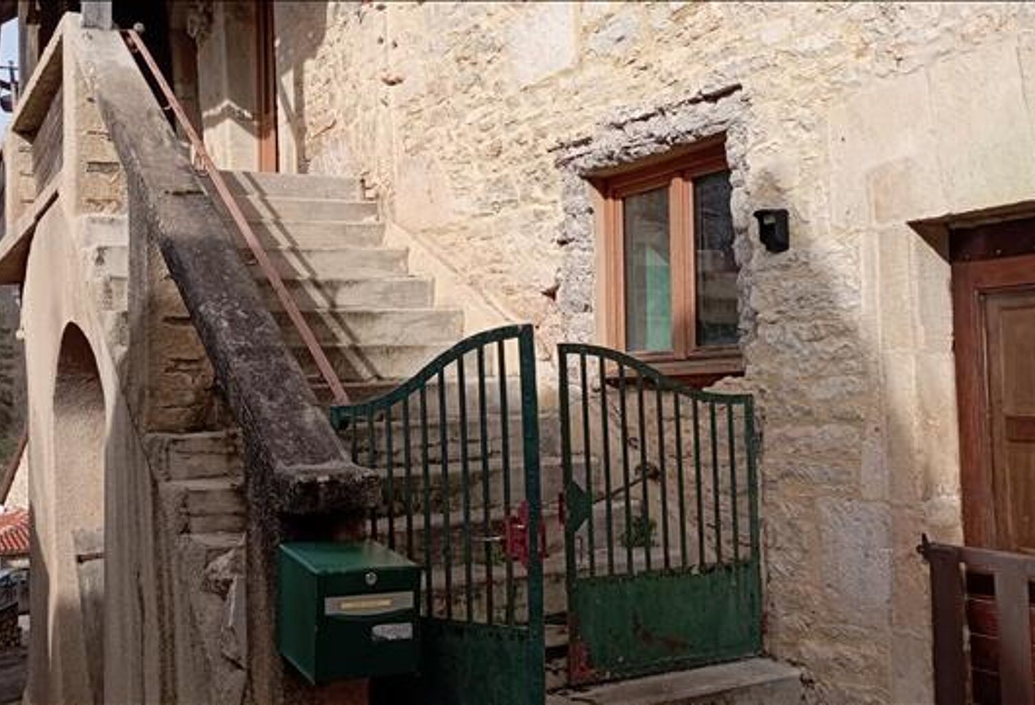 Maison de bourg de 3 pièces principales — photo 1