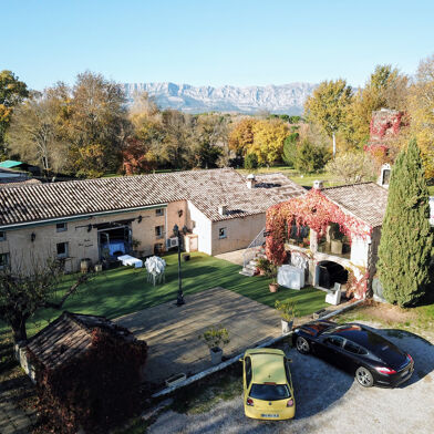 Maison 20 pièces 2950000 €