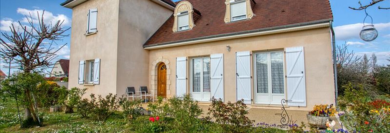 Maison 5 Pièces 155 m² à vendre à Terrasson-Lavilledieu (24120)