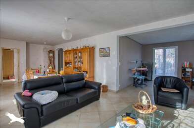 Maison 5 pièces 337920 €