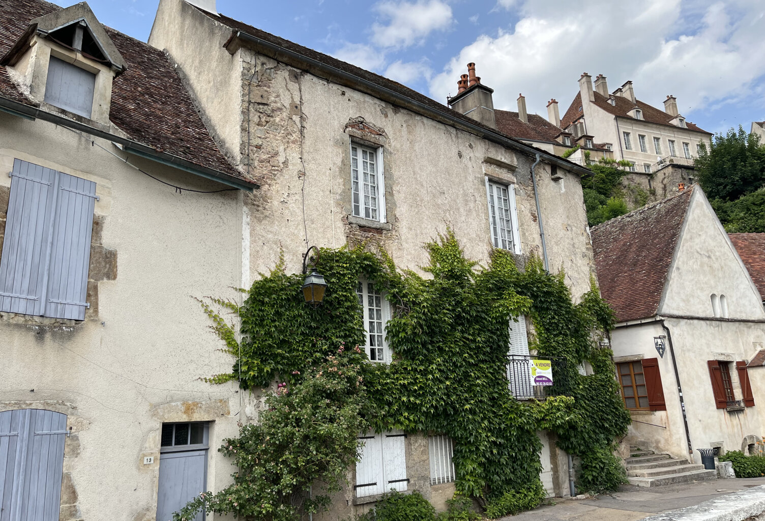 Maison de ville en bourdure de l'Armançon - SEMUR EN AUXOIS — photo 1
