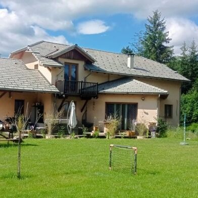 Maison 8 pièces 449000 €