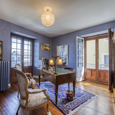 Maison 10 pièces 649000 €