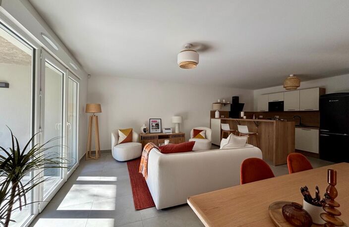 Appartement T3 neuf avec terrasse, jardin et garages — photo 5