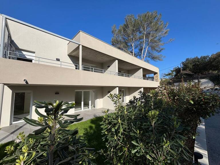 Appartement T3 neuf avec terrasse, jardin et garage — photo 1
