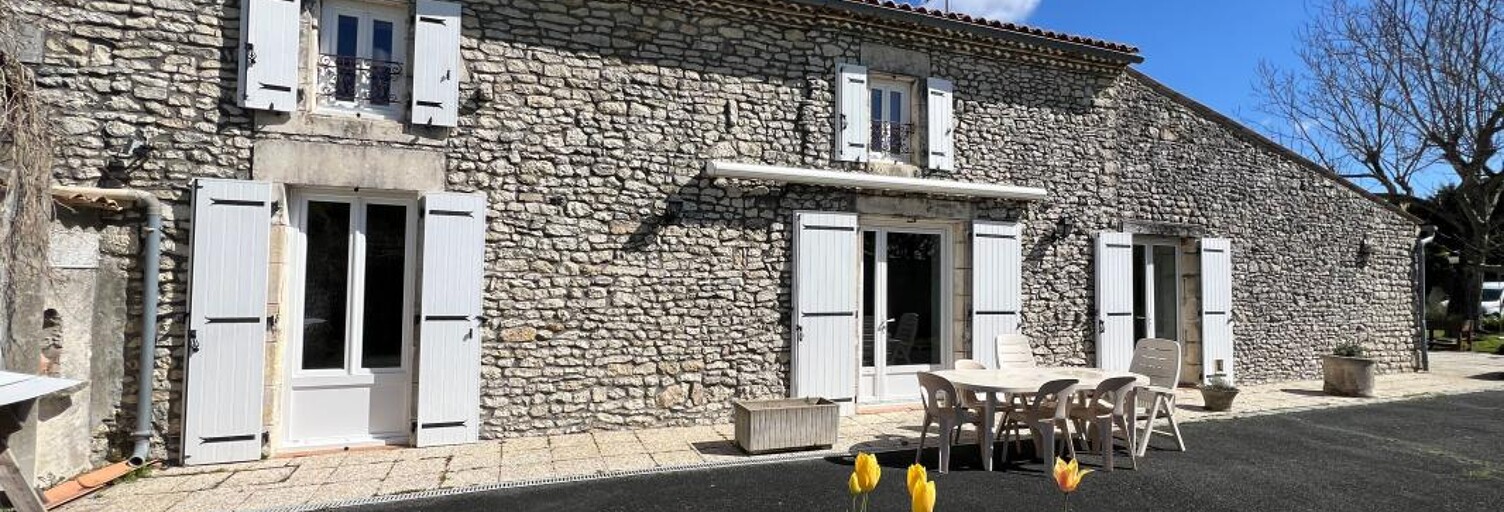 Maison 5 Pièces 195 m² à vendre à Corme-Écluse (17600)