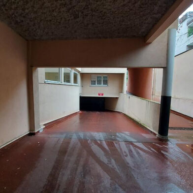 Garage  48 €