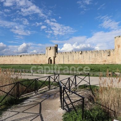 Commerce 30 pièces 670000 €