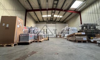 Local industriel  520 m² à louer à Bondoufle (91070)