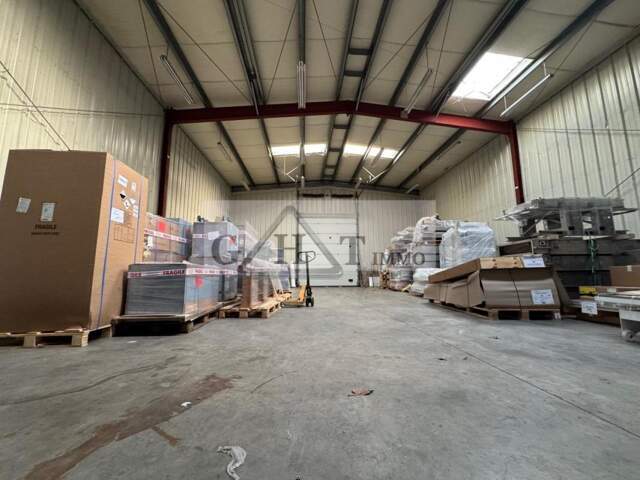 ENTREPOT 520 M² A LOUER BONDOUFLE — photo du bien